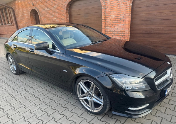 Mercedes-Benz CLS cena 72900 przebieg: 309000, rok produkcji 2011 z Radom małe 742